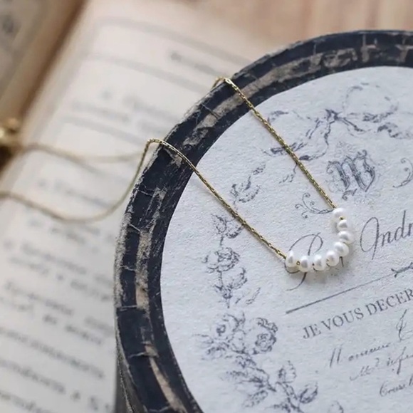 NEW 18K Freshwater Natural Pearls